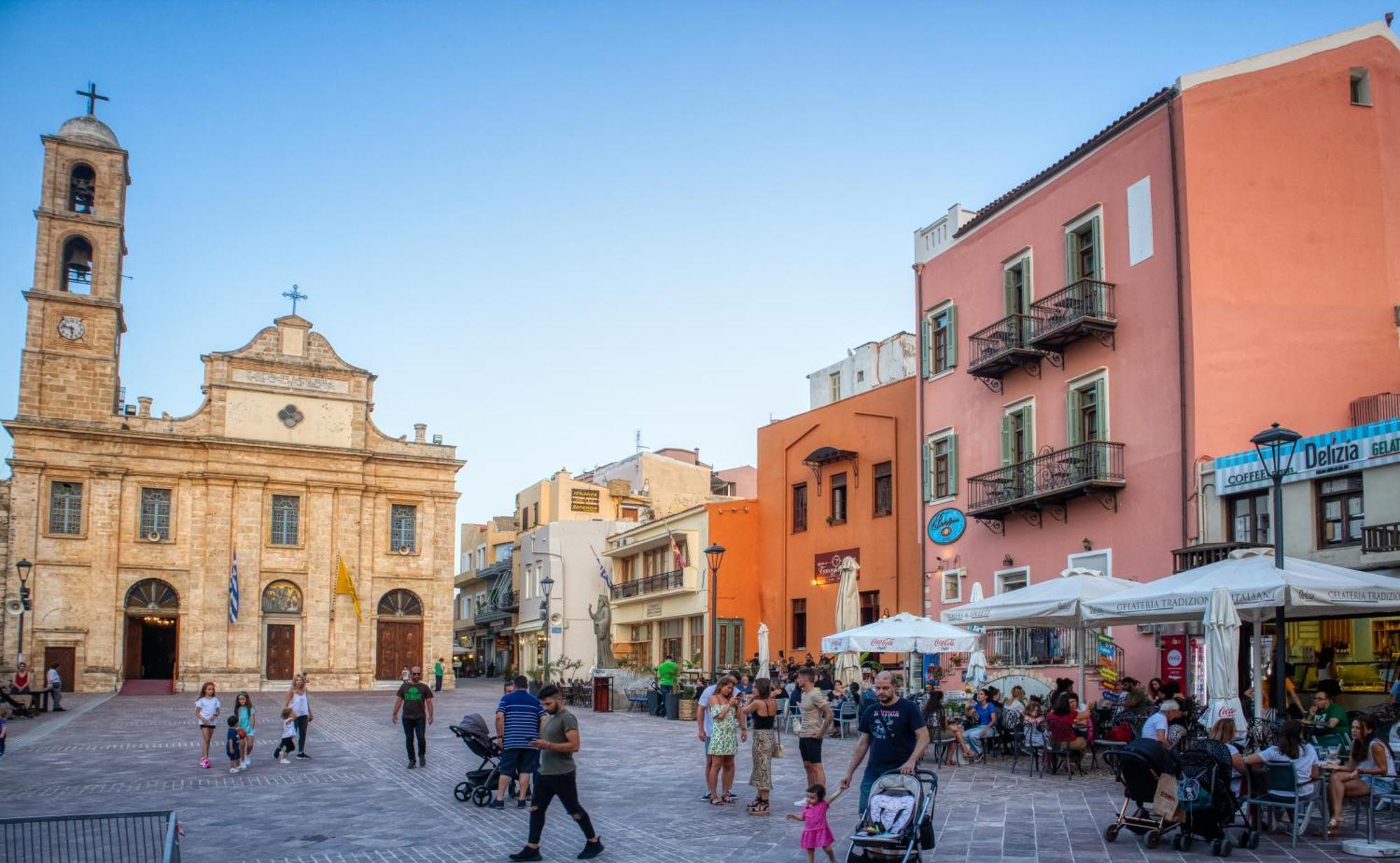 Chanialiving Venetian Luxury House-Near Plaza Parking Ханя Екстериор снимка