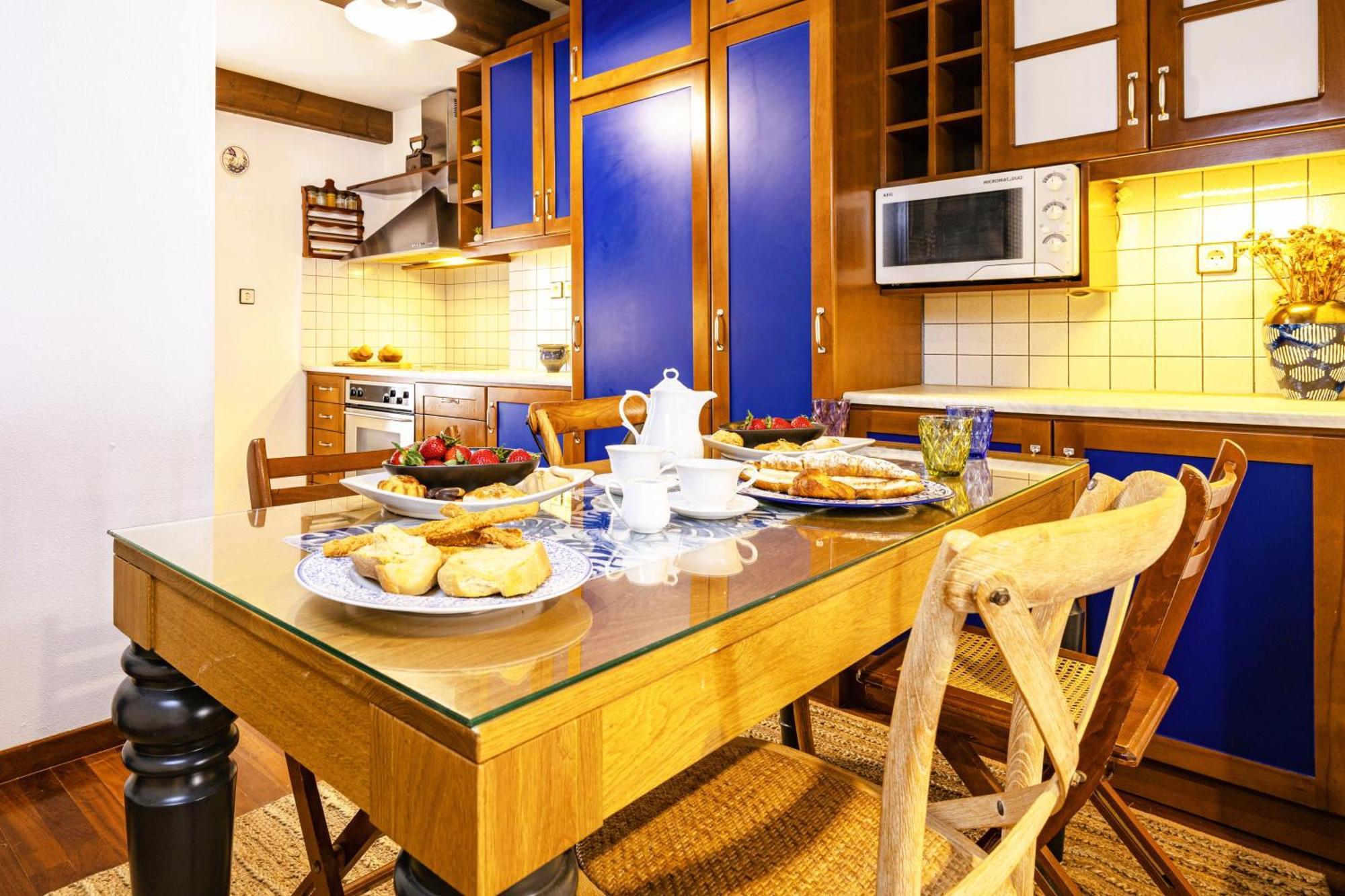 Chanialiving Venetian Luxury House-Near Plaza Parking Ханя Екстериор снимка